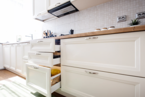cabinet refacing vs replacement